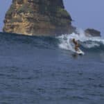 She was raised on “Stoked”, built on reef cuts—and now, Ashlee’s got a front yard break