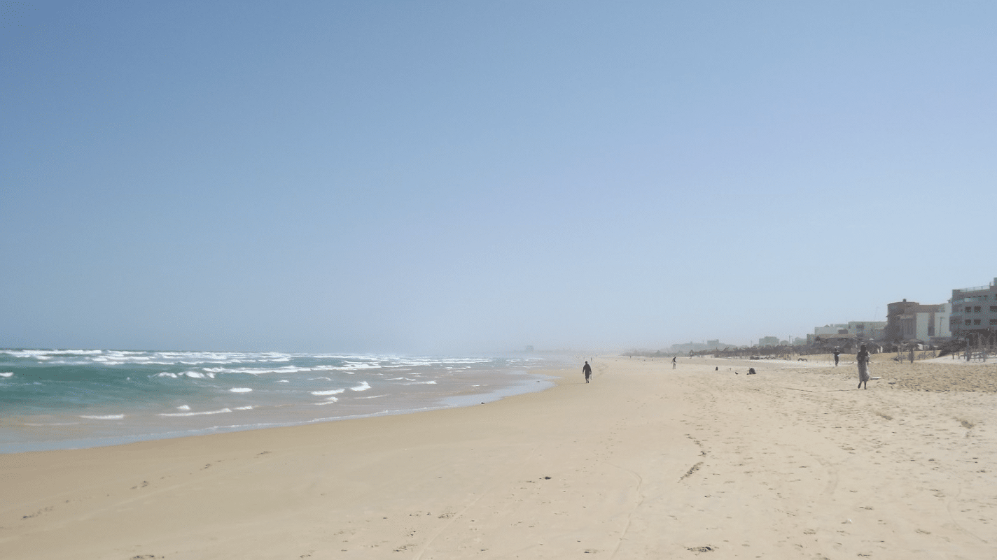 Plage de Yoff isn't crowded. Yet.