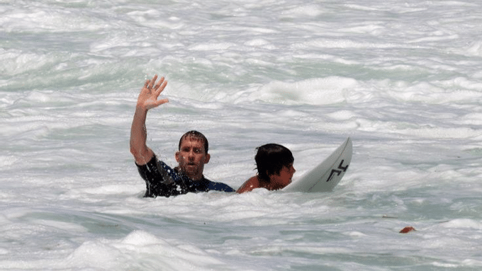 How to stay safe in the ocean—so you don't die surfing
