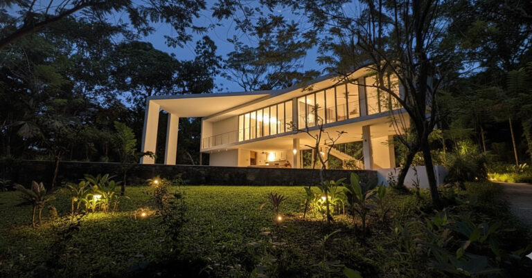 Hotel architect 768x402 1 1